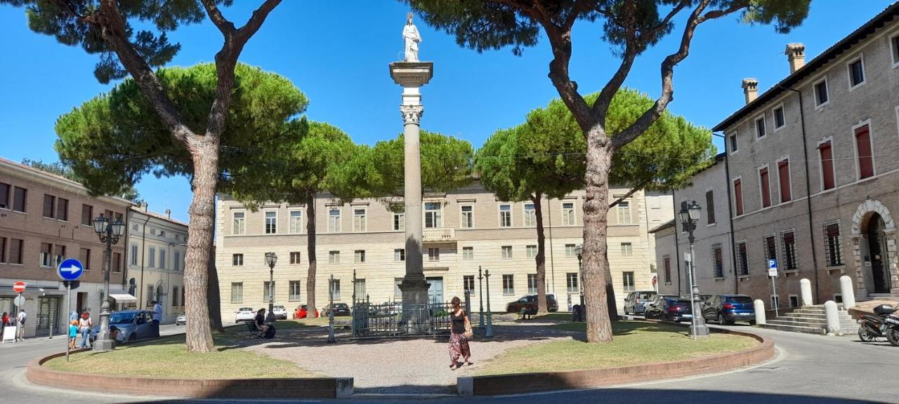Corte Cavour. Una Mansarda Nel Cuore Della Citta Ravenna Buitenkant foto